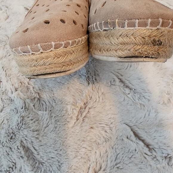 STEVE MADDEN BEIGE SUEDE LOAFER SIZE 7 - Picture 9 of 12